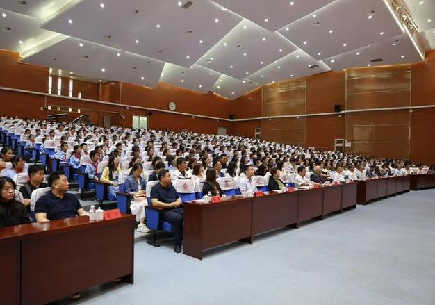 日字旁的字书写要领优选61个 日字旁的字书写要领优选61个