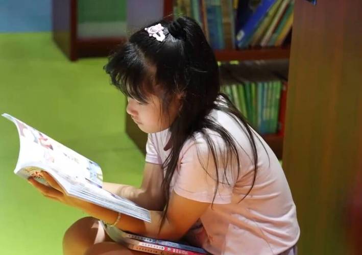 Сѧ�˶�������400��_23