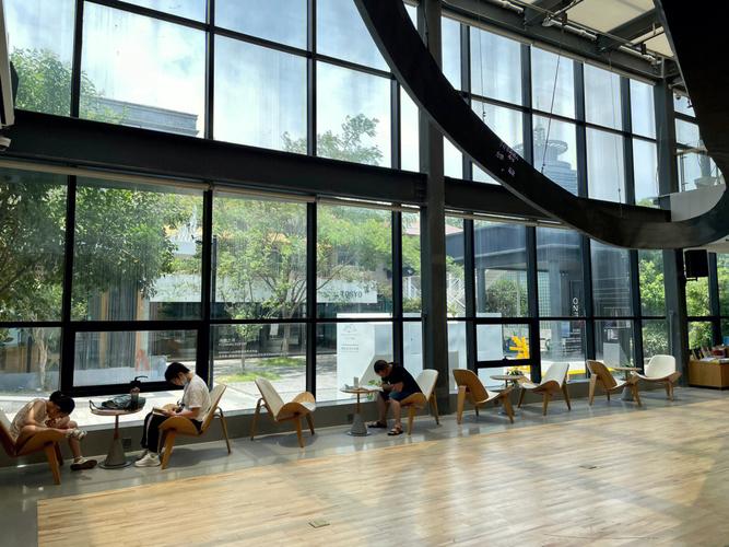 �Ŵ������Ӵ����˰�����ô�����Ϸ�����������