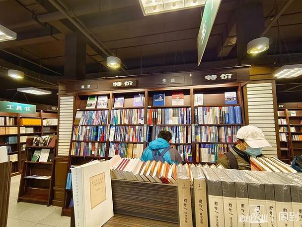 ��������������������300��