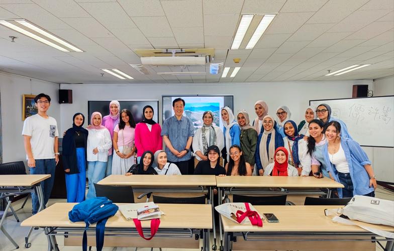 双手赞成打一成语 双手赞成打一成语