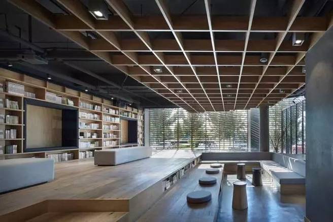 小红帽作文200字左右 小红帽作文200字左右