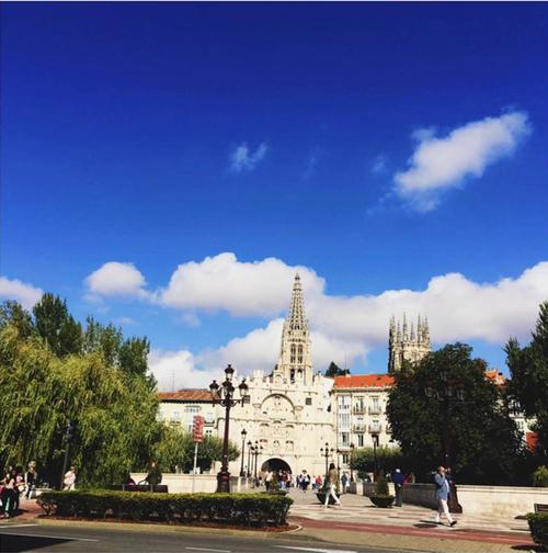 一年级语文作文100字 一年级语文作文100字