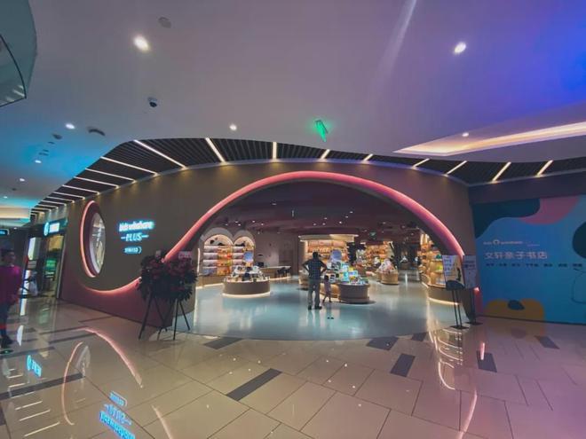 �����������100��