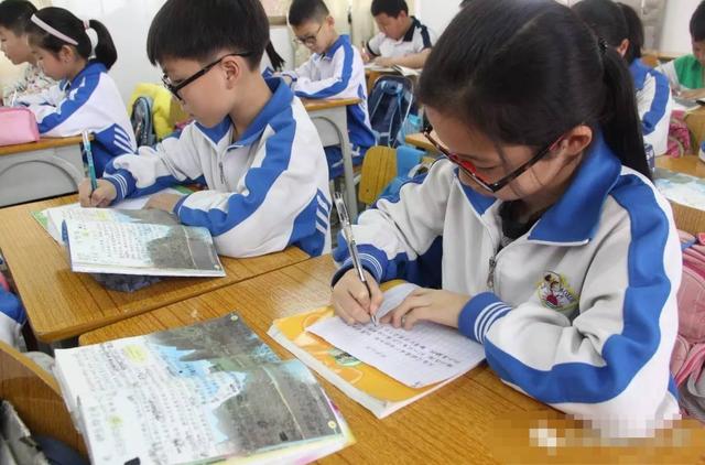 世界环境手抄报简单又漂亮精选33句 _1 世界环境手抄报简单又漂亮精选33句 _1