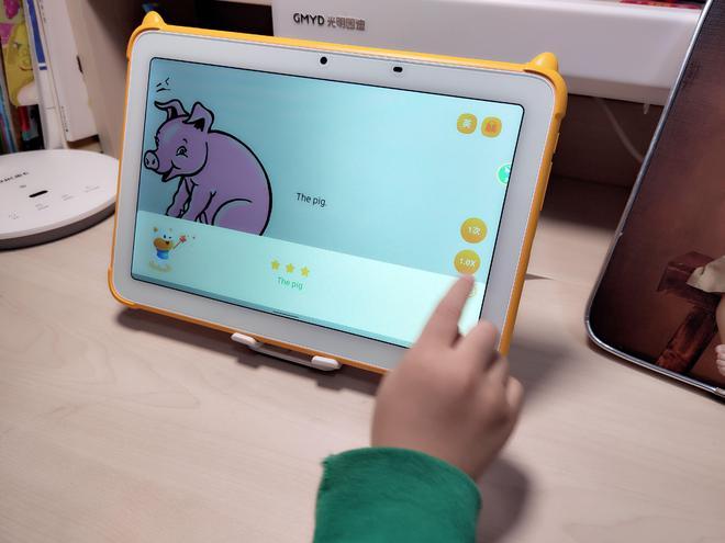 邀请亲朋好友赴宴的邀请函 邀请亲朋好友赴宴的邀请函