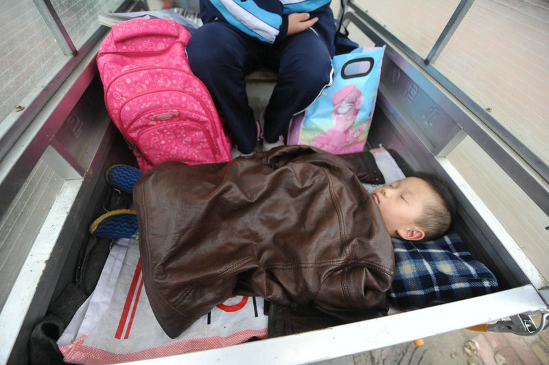 猜猜她是谁写一篇作文 猜猜她是谁写一篇作文