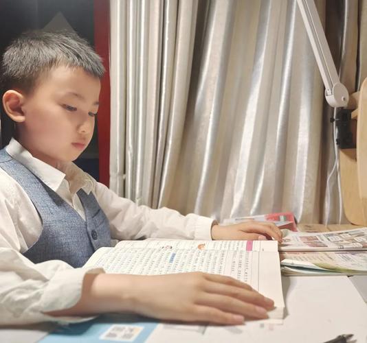 沙雕又可爱的自我介绍 沙雕又可爱的自我介绍