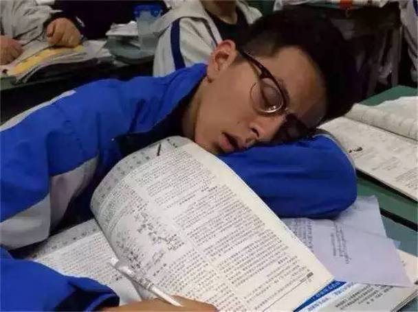 岳红演的第一个小品_老演员岳红 岳红演的第一个小品_老演员岳红