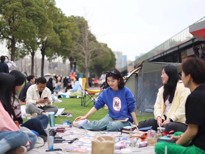 һ���˱����ǿ�ľ���