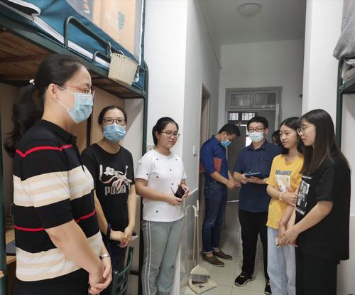 得罪过的人突然当了皇帝该怎么补救-竟是这样 得罪过的人突然当了皇帝该怎么补救-竟是这样